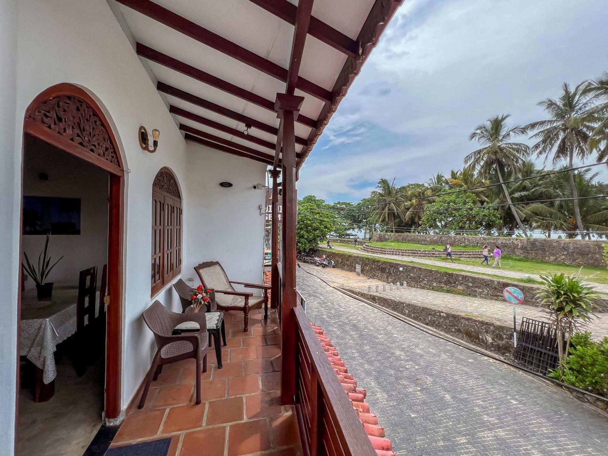 Light House View Inn - Galle Fort Exterior photo
